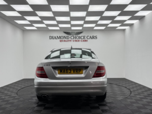 2013 Mercedes-Benz C Class 1.6 C180 Executive Se in Silver — image 5