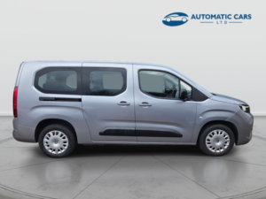 2024 Vauxhall Combo Life Design Xl 7 Seater in Grey — image 4