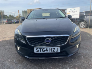 2014 Volvo V40 Cross Country 1.6 D2 Lux Powershift Euro 5 (s/s) 5dr in Black — image 2