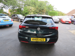 2016 Vauxhall Astra 1.4i Turbo Sri Euro 6 5dr in Green — image 6