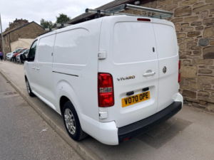 2020 Vauxhall Vivaro 1.5 Turbo D 2900 Sportive L2 H1 Euro 6 (s/s) 5dr in White — image 2