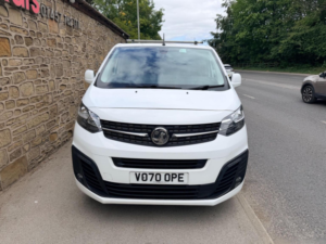 2020 Vauxhall Vivaro 1.5 Turbo D 2900 Sportive L2 H1 Euro 6 (s/s) 5dr in White — image 5