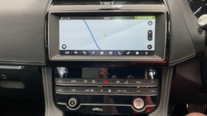 2019 Jaguar F-Pace 2.0 D180 R-Sport Auto AWD Euro 6 (s/s) 5dr in Black — image 5