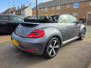 2014 Volkswagen Beetle 2.0 Tdi Sport Cabriolet 2dr Diesel DSG Euro 5 (140 Ps) in Grey — image 3