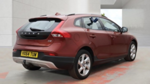 2014 Volvo V40 Cross Country 1.6 D2 Lux in Red — image 4