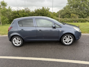 2010 Vauxhall Corsa 1.2 I 16v Sxi in Blue — image 2