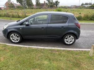 2010 Vauxhall Corsa 1.2 I 16v Sxi in Blue — image 6