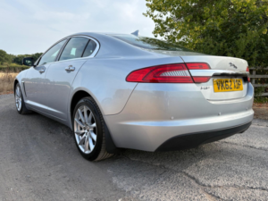 2012 Jaguar Xf 2.2d Premium Luxury Auto Euro 5 (s/s) 4dr in Silver — image 5
