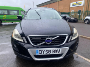 2009 Volvo Xc60 2.4 D5 Se Lux Premium Geartronic AWD Euro 5 5dr in Black — image 3