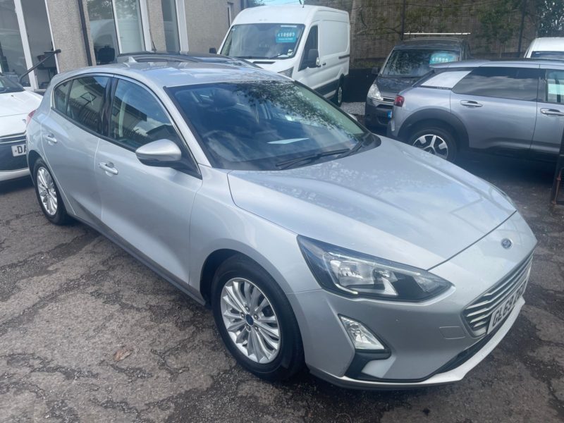 2019 Ford Focus 1.5 Ecoblue Titanium Hatchback 5dr Diesel Manual Euro 6 (s/s) (120 Ps) in Silver — image 1