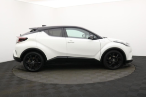 2019 Toyota C-Hr 1.8 Vvt-H Dynamic SUV 5dr Petrol Hybrid CVT Euro 6 (s/s) (122 Ps) in White — image 2