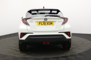 2019 Toyota C-Hr 1.8 Vvt-H Dynamic SUV 5dr Petrol Hybrid CVT Euro 6 (s/s) (122 Ps) in White — image 6