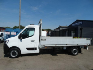 2021 Renault Master 2.3 Dci 35 Business Fwd Lwb Euro 6 2dr in White — image 5