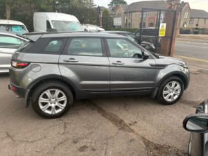 2017 Land Rover Range Rover Evoque 2.0 Td4 Se Tech SUV 5dr Diesel Auto 4WD Euro 6 (s/s) (180 Ps) in Grey — image 2