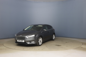 2015 Ford Focus 1.0 T Ecoboost Titanium in Grey — image 3