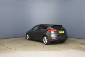 2015 Ford Focus 1.0 T Ecoboost Titanium in Grey — image 5