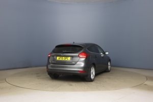 2015 Ford Focus 1.0 T Ecoboost Titanium in Grey — image 6