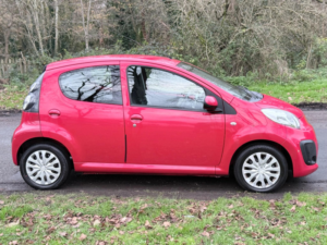 2012 Citroen C1 1.0i Vtr Euro 5 5dr in Red — image 5