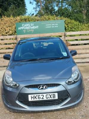 2012 Hyundai Ix20 1.4 Crdi Classic in Grey — image 3