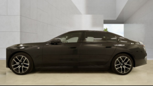2025 BMW I7 50 105.7kwh M Sport Saloon 4dr Electric Auto Edrive (455 Ps) in Black — image 6