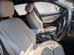 2018 BMW 3 Series 2.0 330i M Sport Auto Euro 6 (s/s) 4dr in Black — image 2