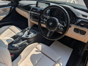 2018 BMW 3 Series 2.0 330i M Sport Auto Euro 6 (s/s) 4dr in Black — image 3