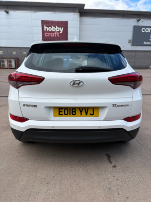 2018 Hyundai Tucson 1.6 Gdi Blue Drive Se SUV 5dr Petrol Manual Euro 6 (s/s) (132 Ps) in White — image 4