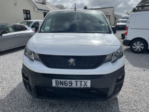 2019 Peugeot Partner 1.5 Bluehdi 650 Professional in White — image 2