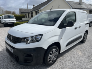 2019 Peugeot Partner 1.5 Bluehdi 650 Professional in White — image 4