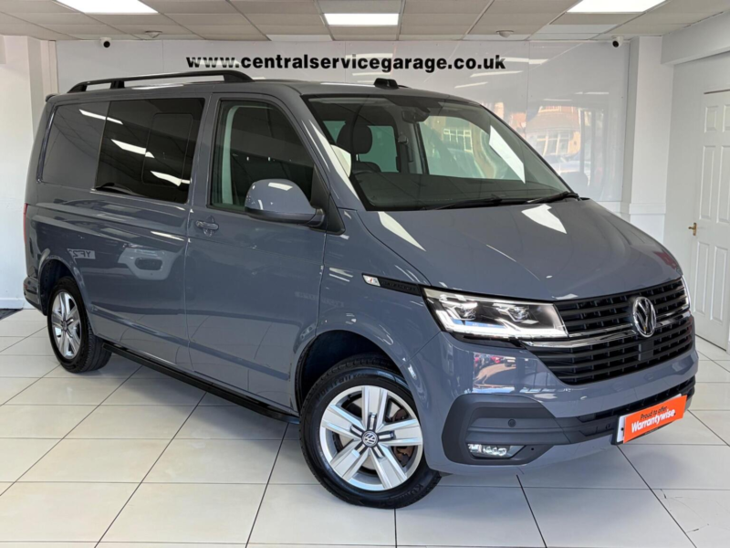 2024 Volkswagen Transporter 2.0 Tdi T32 Highline Kombi DSG Fwd Swb Euro 6 (s/s) 5dr in Grey — image 1