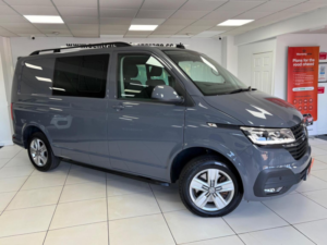 2024 Volkswagen Transporter 2.0 Tdi T32 Highline Kombi DSG Fwd Swb Euro 6 (s/s) 5dr in Grey — image 4