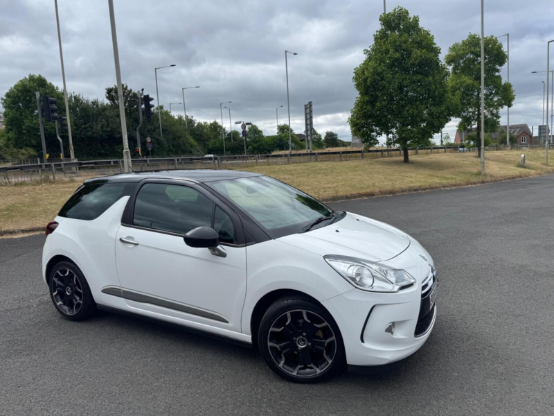 2014 Citroen Ds3 1.6 Vti Dstyle Plus Euro 5 3dr in White — image 1