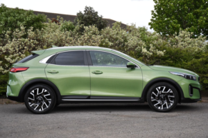 2023 Kia Xceed 1.5 T-Gdi 3 SUV 5dr Petrol Manual Euro 6 (s/s) (158 Bhp) in Green — image 2
