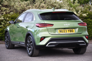 2023 Kia Xceed 1.5 T-Gdi 3 SUV 5dr Petrol Manual Euro 6 (s/s) (158 Bhp) in Green — image 3