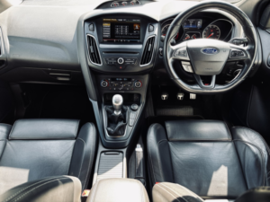 2015 Ford Focus 2.0 T Ecoboost St-3 in Black — image 2