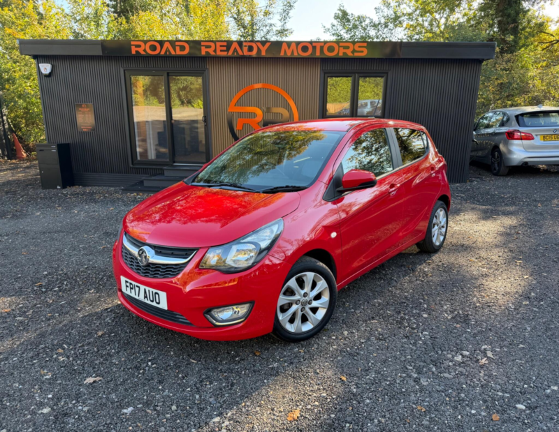 2017 Vauxhall Viva 1.0i Sl Easytronic Euro 6 5dr in Red — image 1