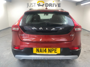 2014 Volvo V40 Cross Country 1.6 D2 Lux Hatchback 5dr Diesel Powershift Euro 5 (s/s) (115 Ps) in Red — image 4