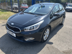 2013 Kia Ceed 1.6 Crdi Ecodynamics 2 in Black — image 2