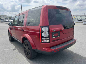 2015 Land Rover Discovery 4 3.0 Sc V6 Supercharged Se Black Edition Automatic 7 Seater in Red — image 3