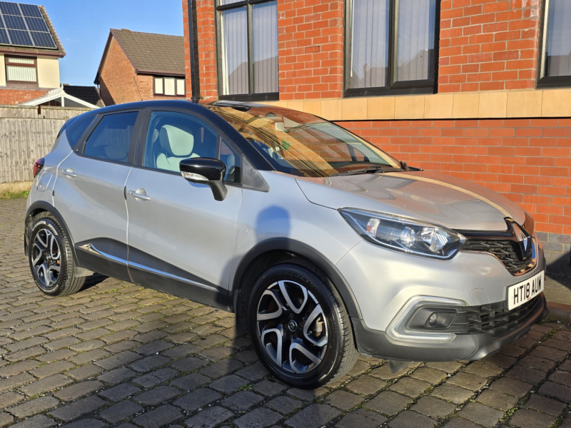 2018 Renault Captur 0.9 Iconic Tce 90 My18 in Silver — image 1