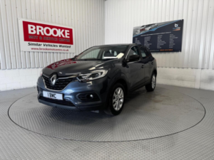 2019 Renault Kadjar 1.3 Tce Play Euro 6 (s/s) 5dr in Grey — image 5