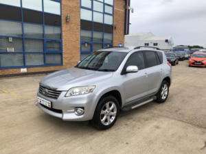 2010 Toyota Rav4 2.2 D-4d Xt-R in Silver — image 3
