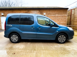 2015 Peugeot Partner Tepee 3 SEAT Wheelchair Accessible Vehicle With Access Ramp in Blue — image 6