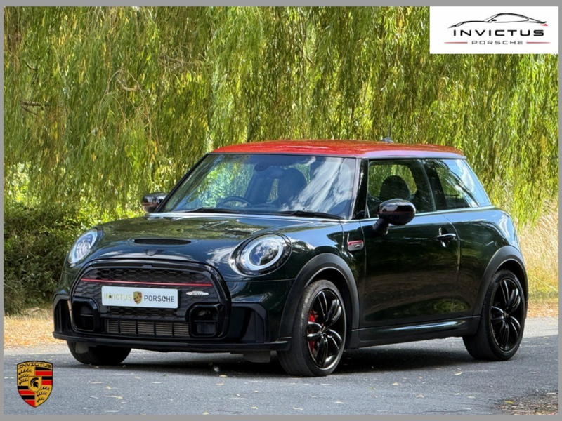 2021 MINI Hatch 2.0 Hatch John Cooper Works in Green — image 1