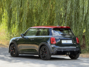 2021 MINI Hatch 2.0 Hatch John Cooper Works in Green — image 3