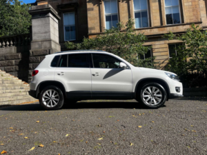2012 Volkswagen Tiguan 2.0 Tiguan Se Tdi 4motion 4WD 5dr in White — image 6