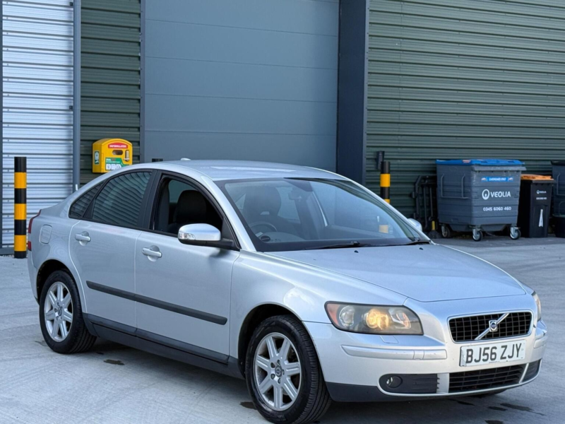2007 Volvo S40 1.6 S 4dr in Silver — image 1