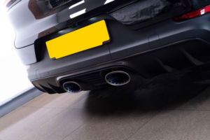 2024 Porsche Cayenne 4.0 V8 E-Hybrid 25.9kwh Turbo Tiptronics 4WD Euro 6 (s/s) 5dr in Black — image 6