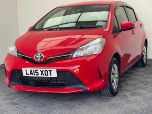 2015 Toyota Yaris 1.33 Dual Vvt-I Icon Multidrive S Euro 5 5dr Euro 5 in Other — image 3