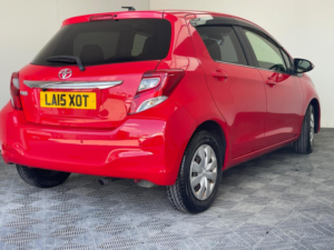 2015 Toyota Yaris 1.33 Dual Vvt-I Icon Multidrive S Euro 5 5dr Euro 5 in Other — image 6